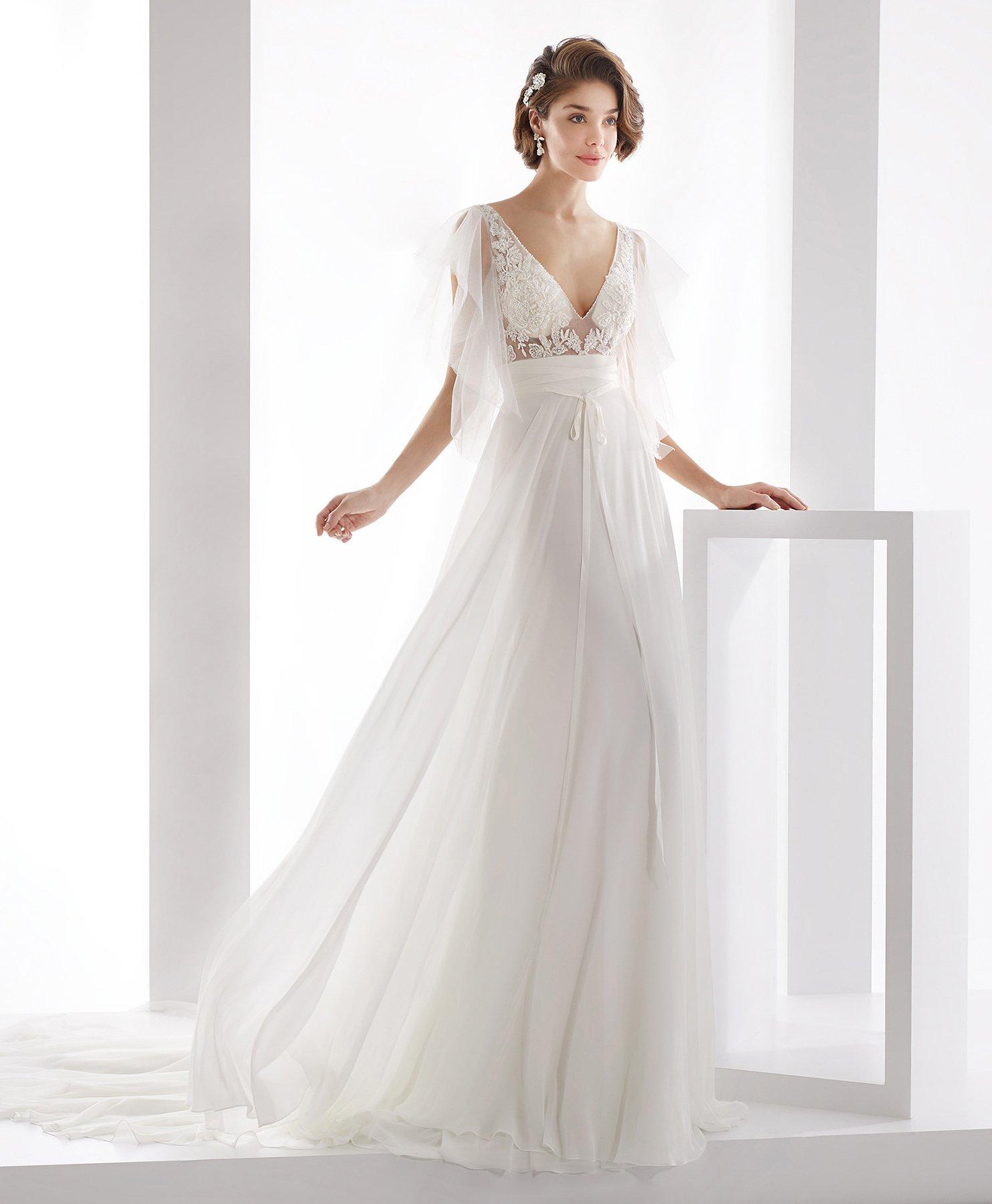 Matrimonio in spiaggia 40 abiti da sposa per un look marino da sogno