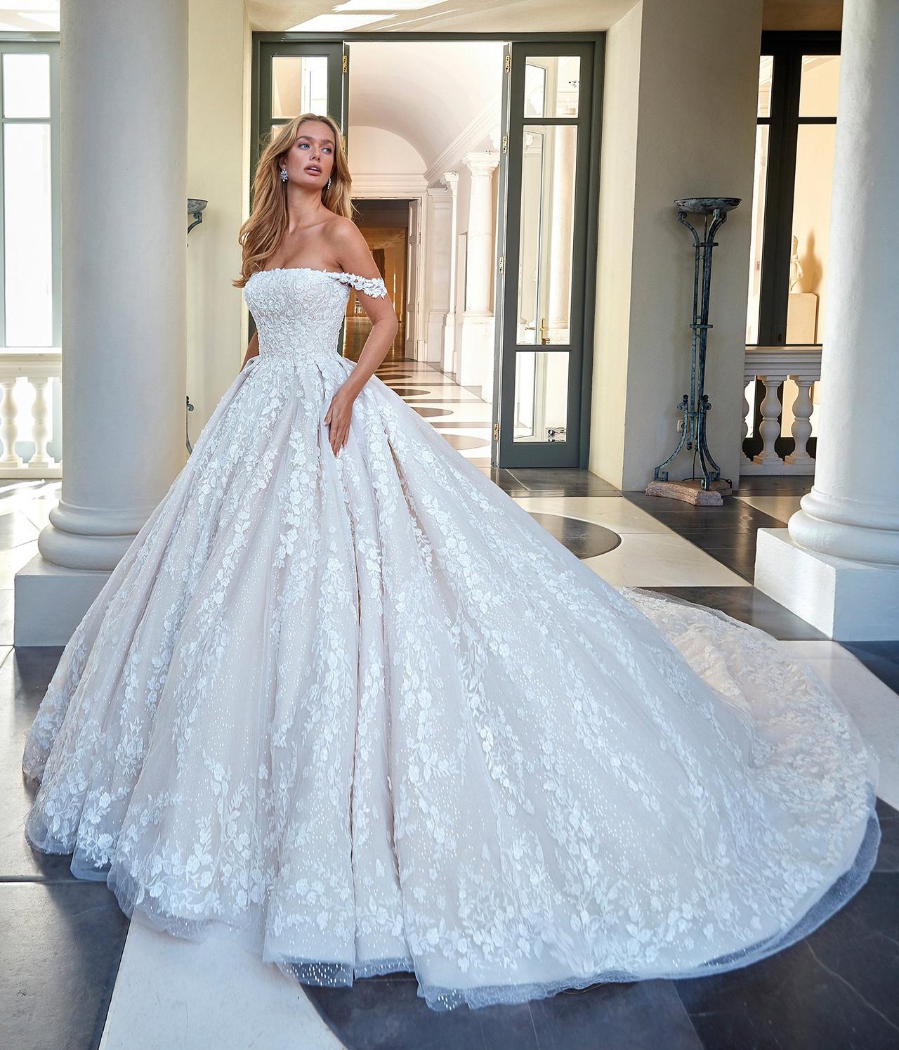 Abito sposa scollo quadrato principessa