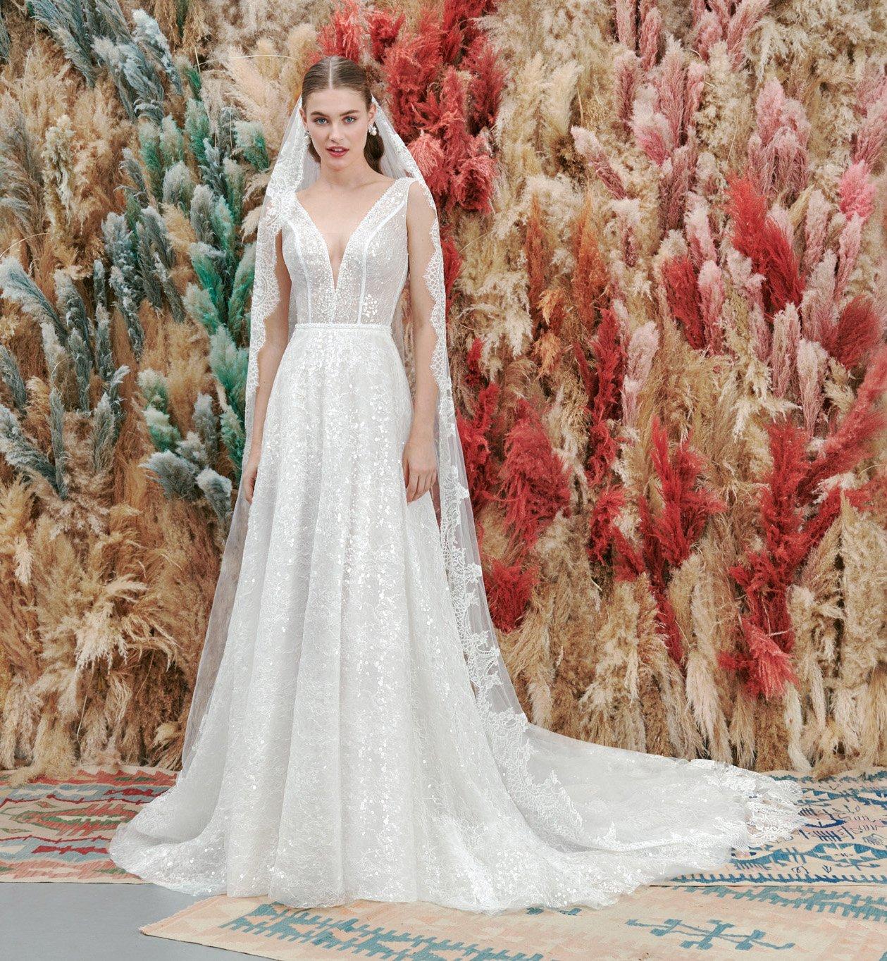 abito da sposa con velo