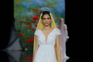 abiti da sposa maniche corte boho