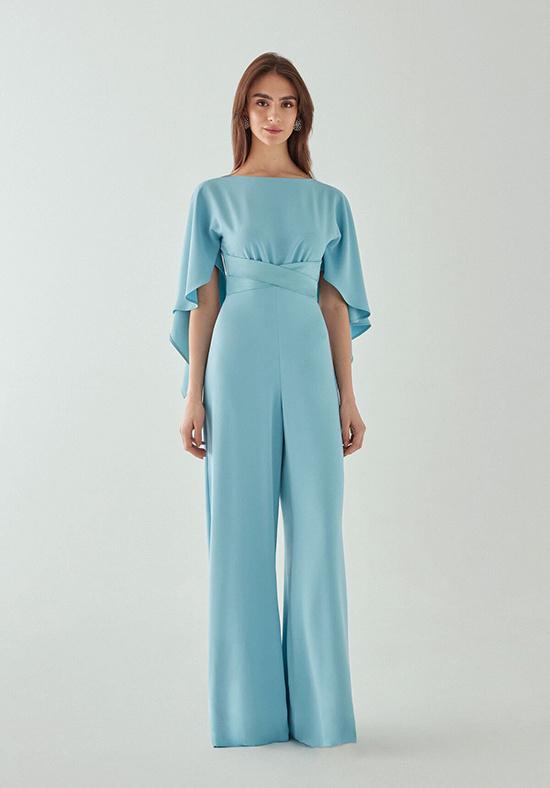 jumpsuit  celeste- come vestirsi ad un matrimonio a 50 anni