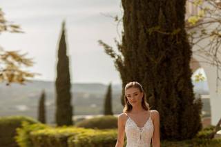 Abito da sposa boho chic con gonna ampia