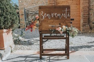 Cartelli in legno matrimonio personalizzati - Allestimento country chic