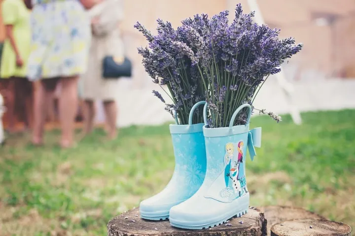 Matrimonio alla lavanda: come decorare le nozze con la pianta dal