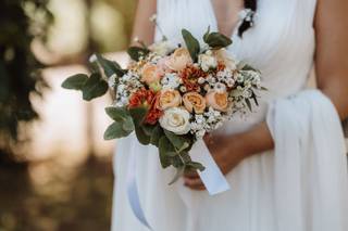 bouquet sposa con fiori di campo