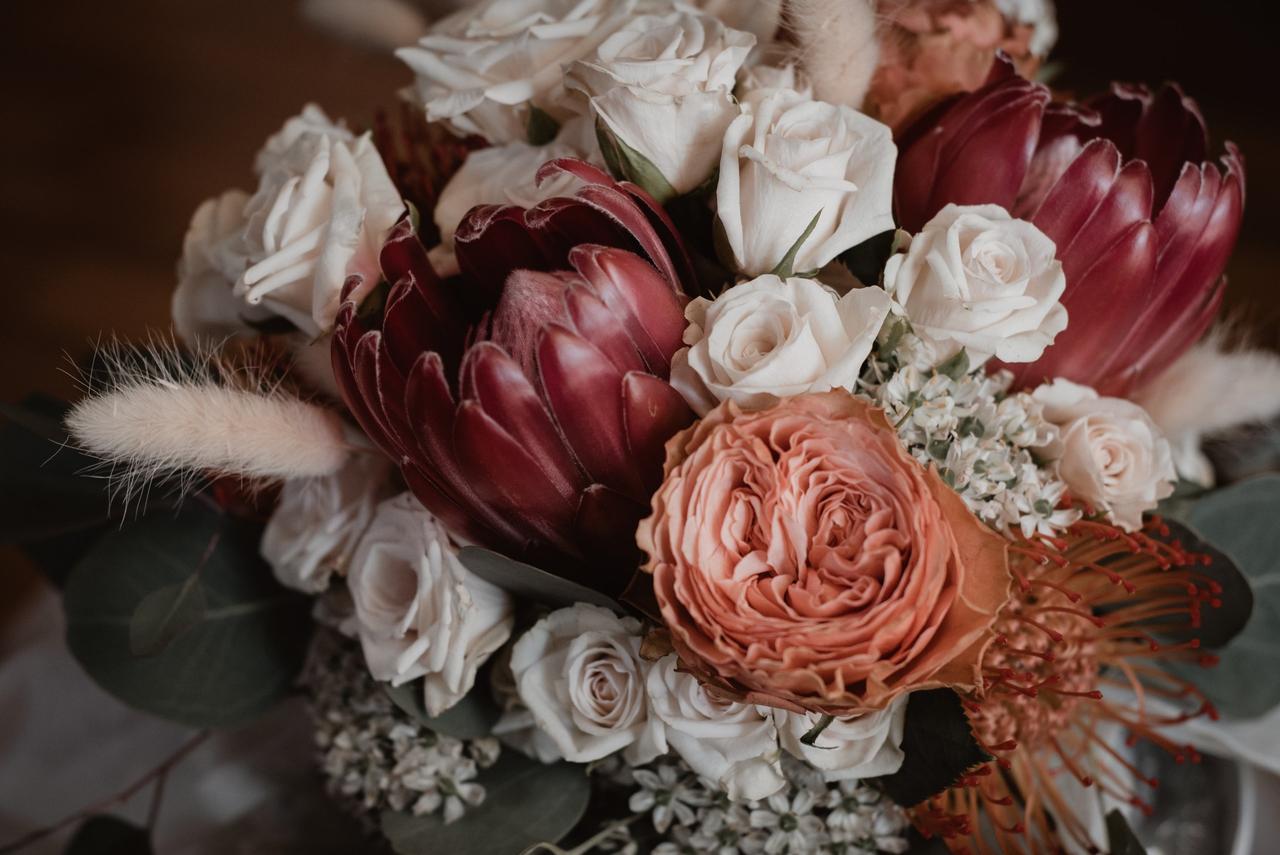 Cuscino Fiori Protea - LA TRAMA E L'ORDITO TESSUTI