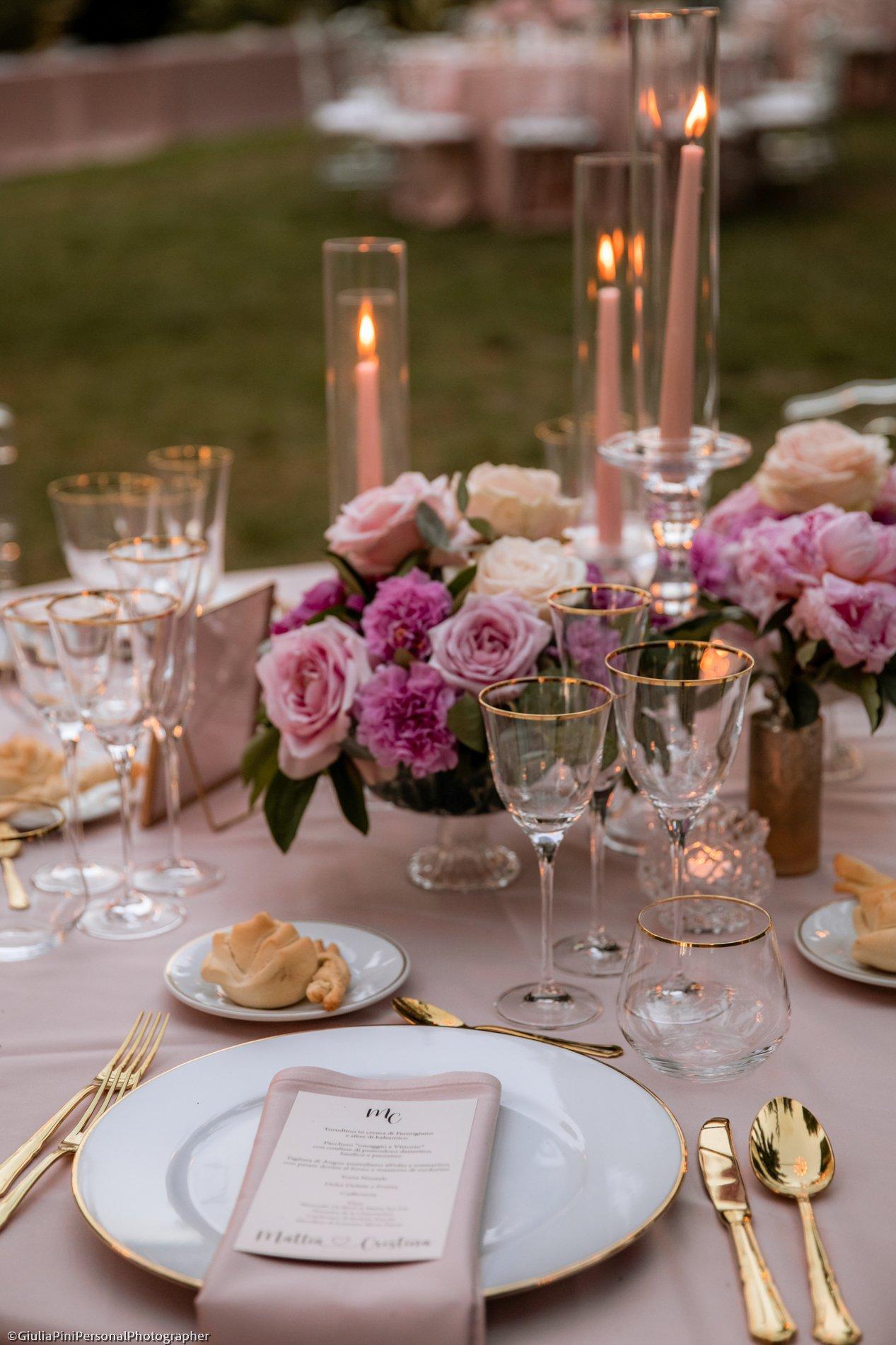 centrotavola fiori matrimonio con candele