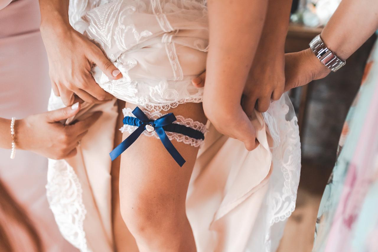 giarrettiera sposa bianca e blu