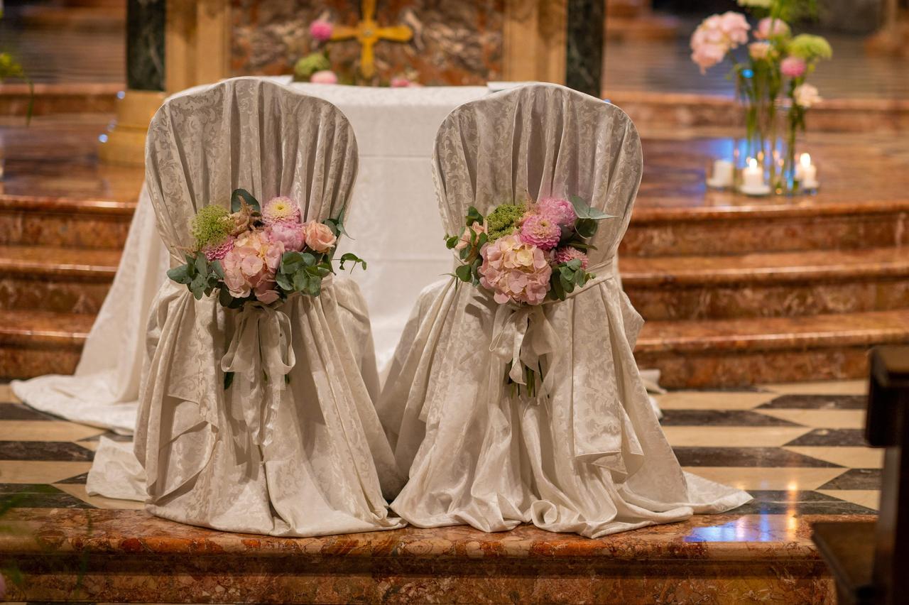 Addobbi floreali per la chiesa #matrimonio