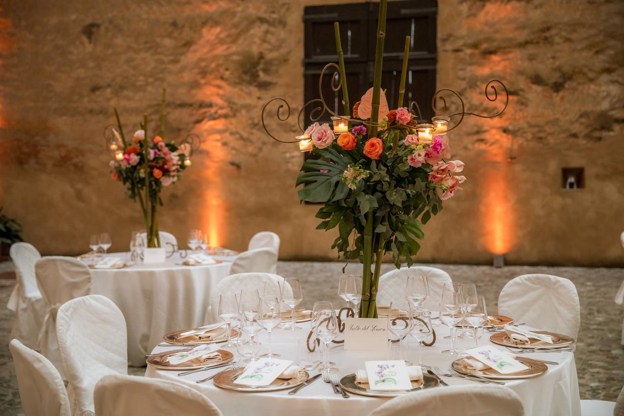 Alzate per fiori matrimonio: 40 idee glamour