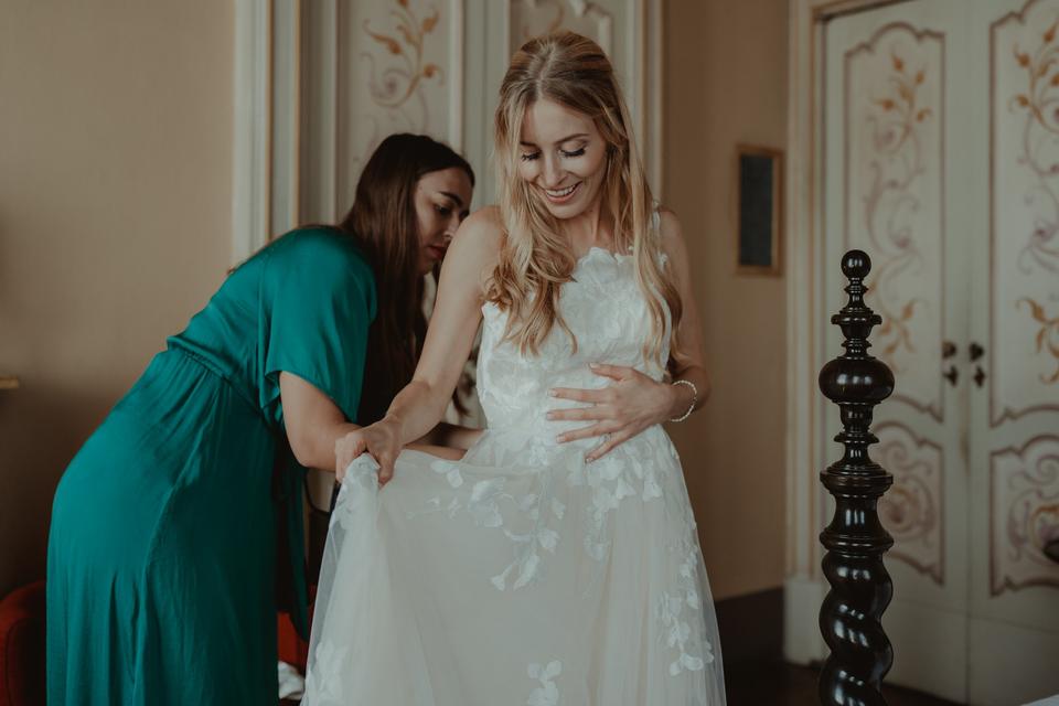 Foto Sposa A Casa Immagini Dei Preparativi