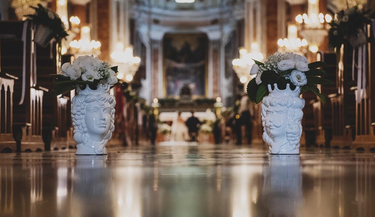 decorazioni chiesa con teste di moro