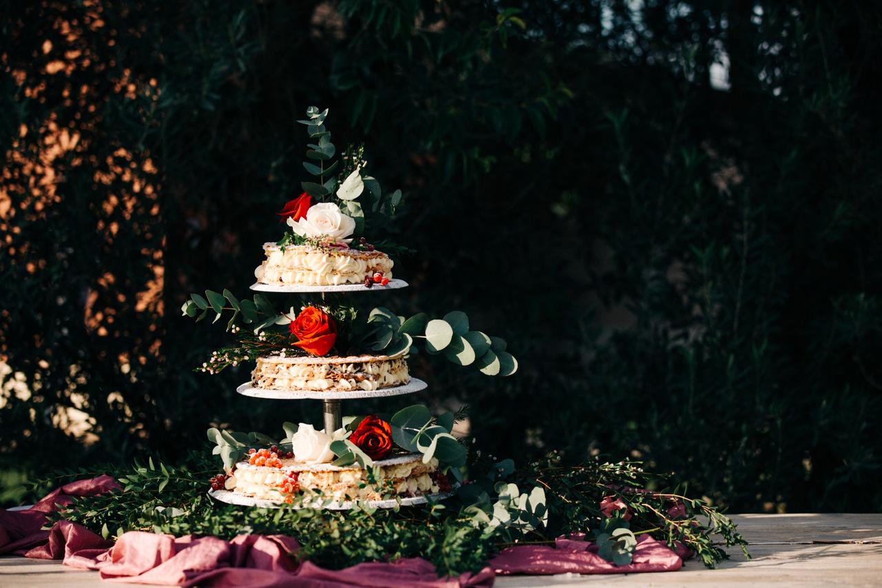 35 proposte di torta nuziale con fiori