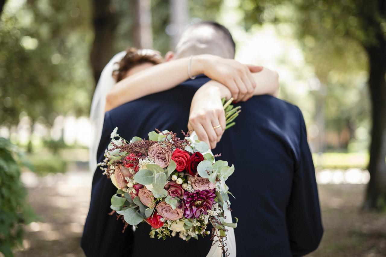 Decorazione floreale del matrimonio: come sceglierla in 5 pratici consigli