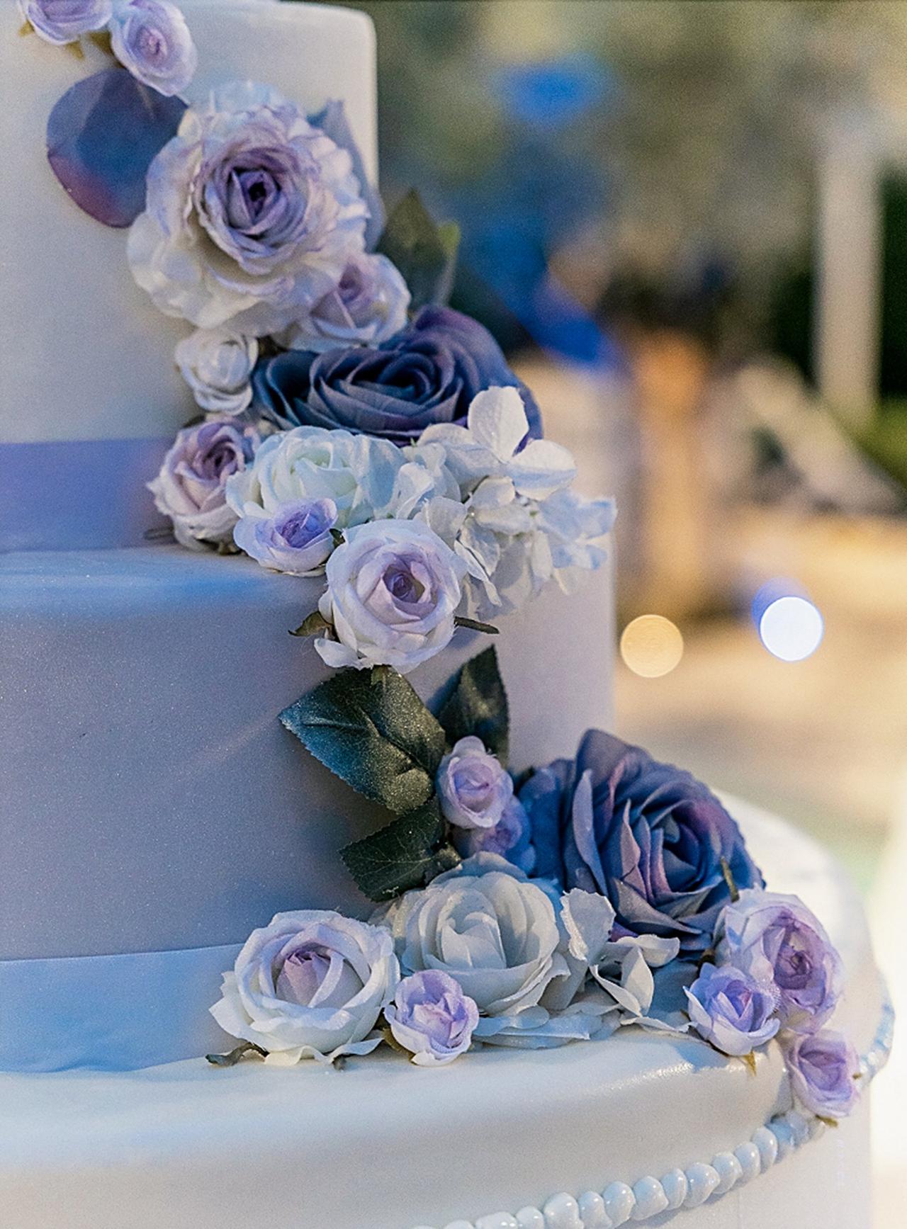 torta per matrimonio civile con rose