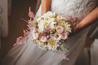 bouquet da sposa stravagante messy