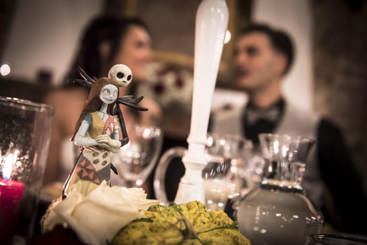 decorazioni matrimonio in stile sposa cadavere 
