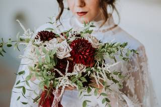 bouquet autunnale  con rose foglie spighe