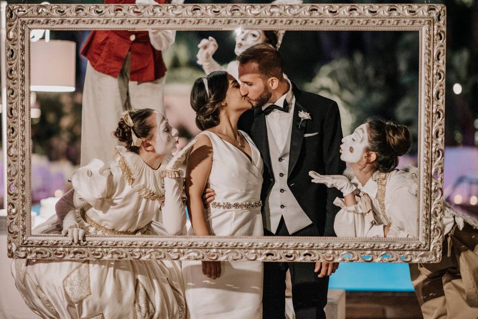 Intrattenimento di nozze: inserite le cornici nel vostro photo booth!