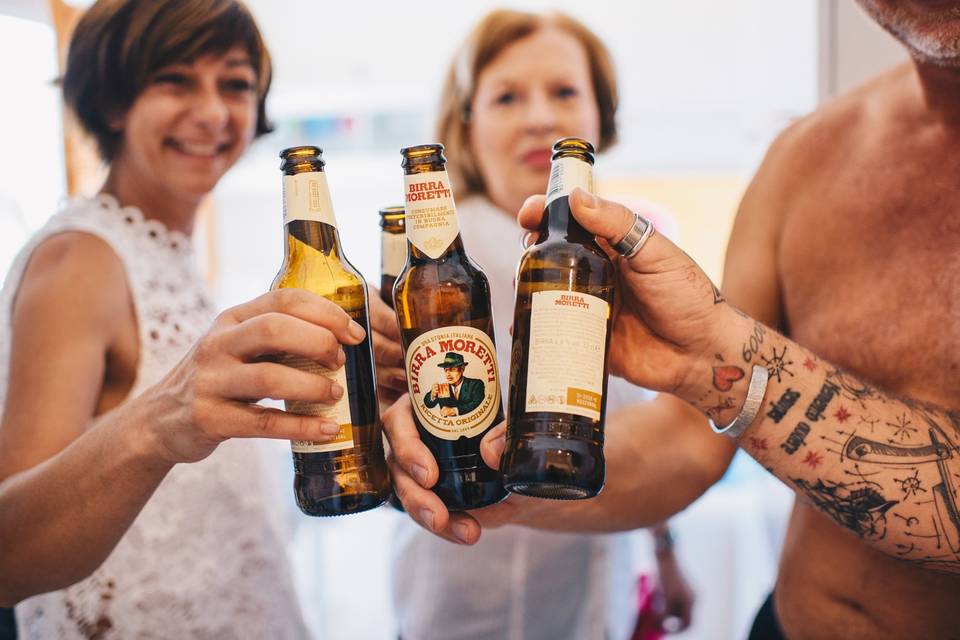 10 idee per includere la birra nel matrimonio