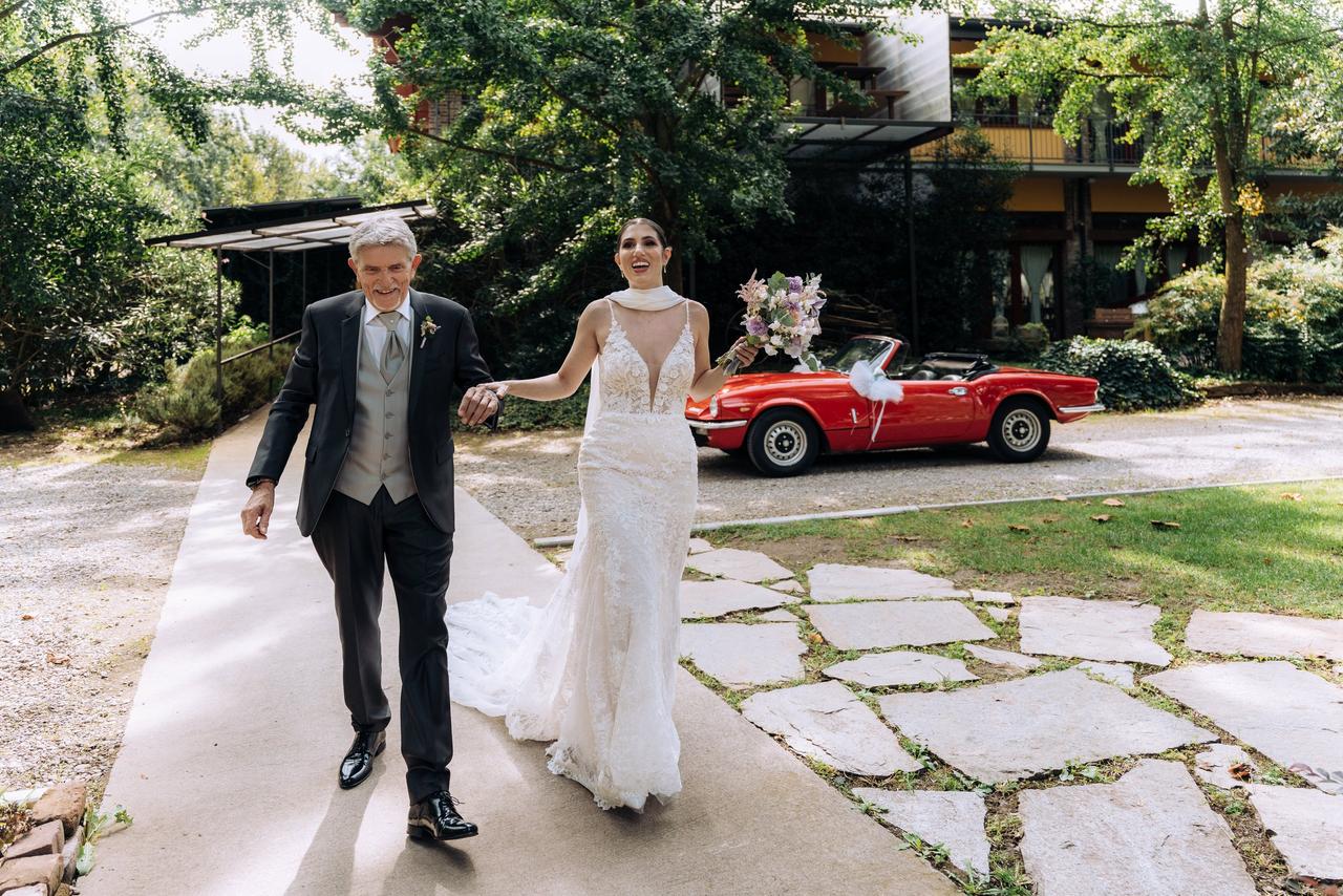 ingresso sposa rito civile con il padre