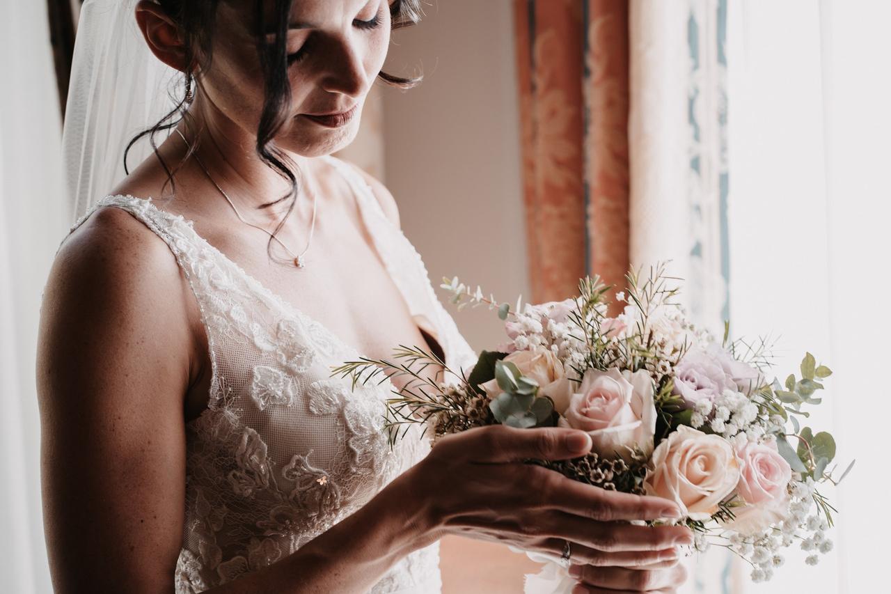 bouquet matrimonio tema rosa