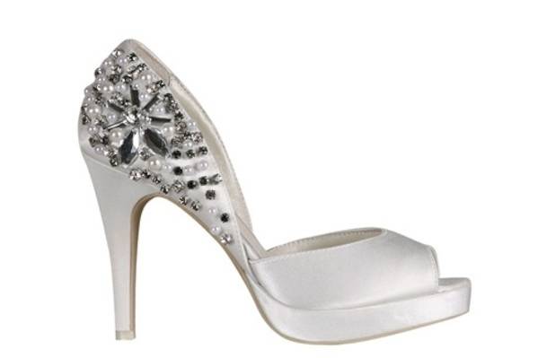 Scarpe da sposa Menbur 2011