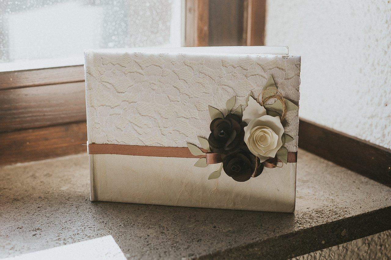 guestbook matrimonio con fiori