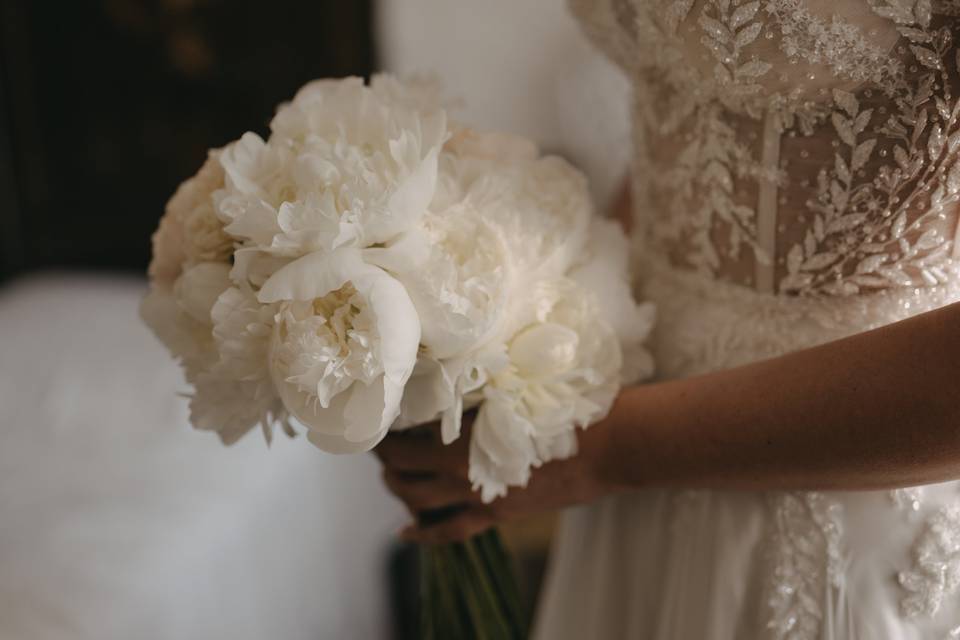 Bouquet da sposa con peonie: eccone 50 da vedere assolutamente prima delle nozze!