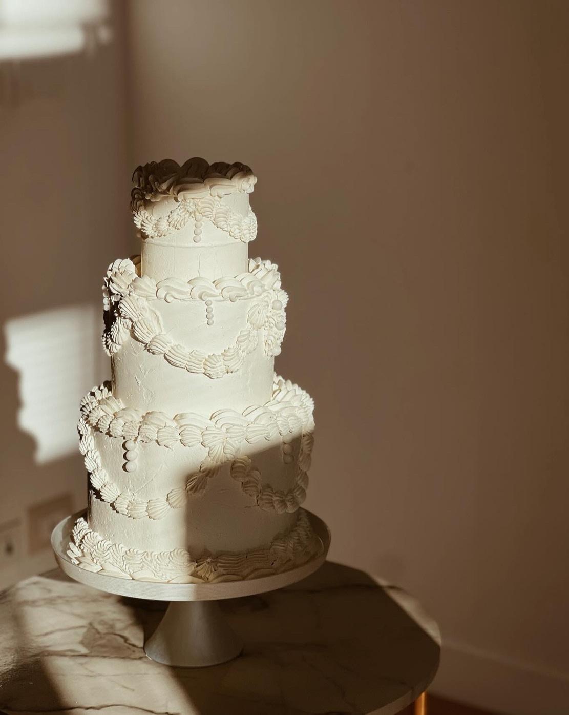Atelier Dolce Krystina Desserts & Cakes
