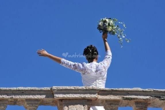 Foto sposa vista di spalle