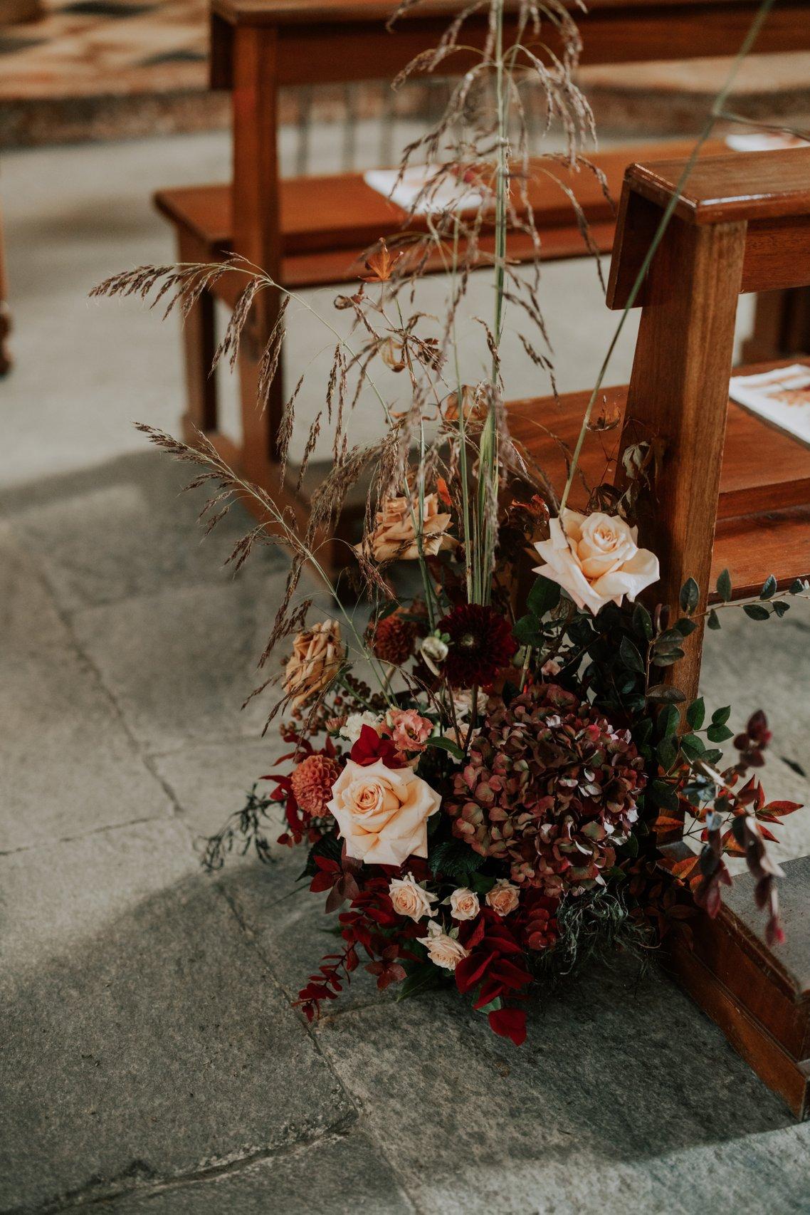decorazioni chiesa con fiori matrimonio
