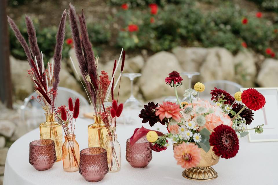 50 idee per fantastici centrotavola matrimonio economici in grande stile!