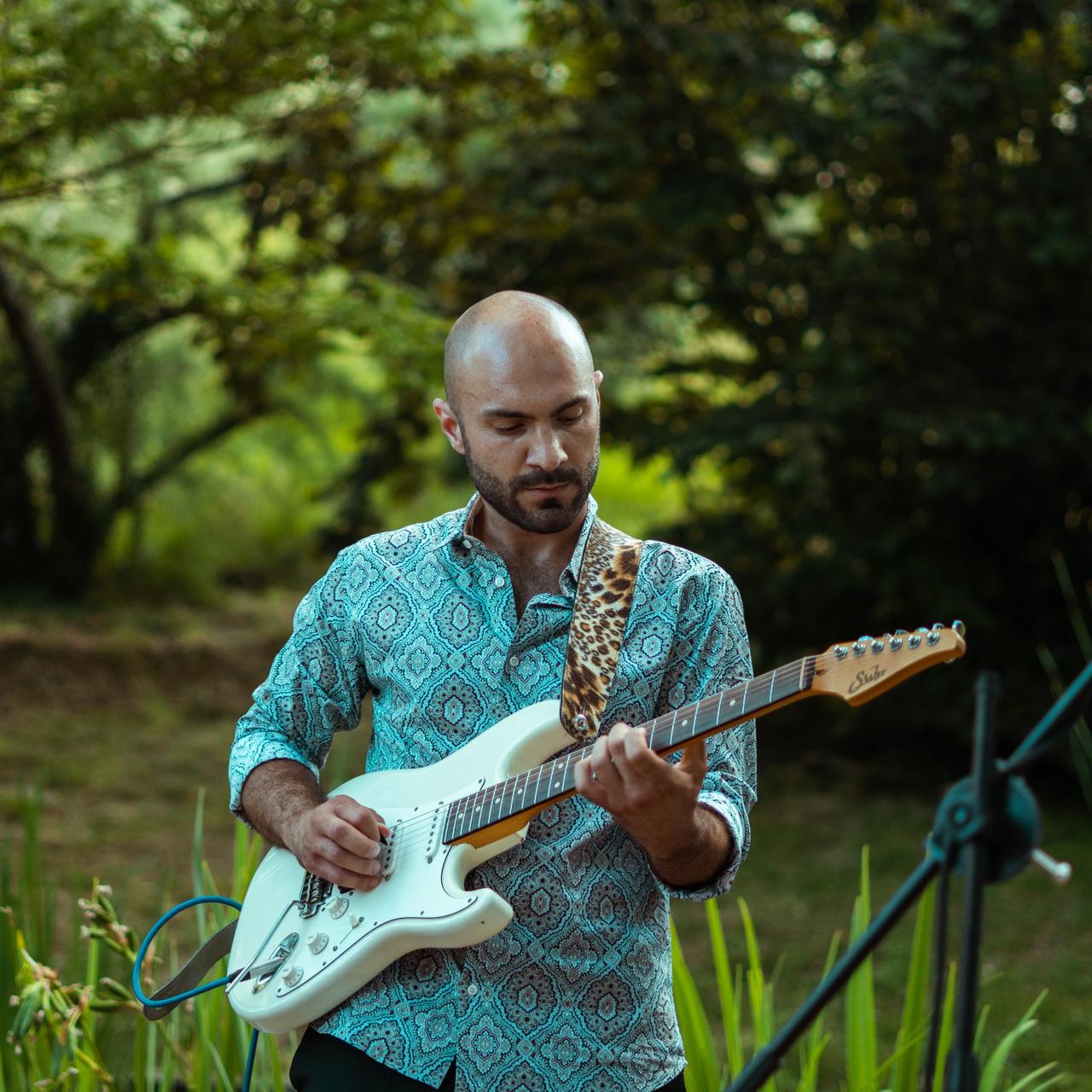 chitarrista matrimonio a tema musica