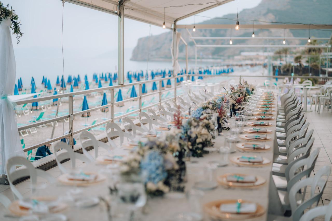 tavolo imperiale con vista mare- sposarsi al mare