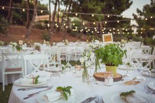 centrotavola matrimonio fiori di campo ed erbe aromatiche