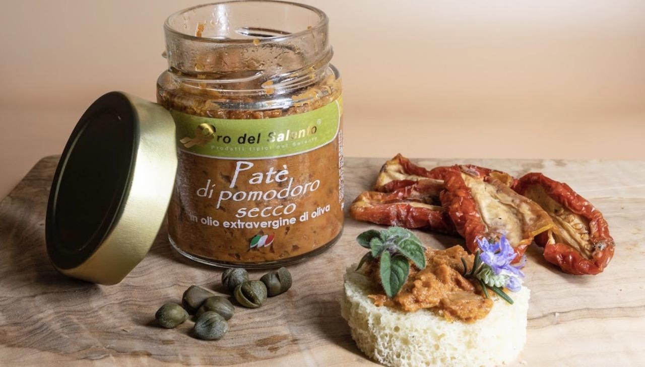paté pomodori secchi come bomboniera matrimonio