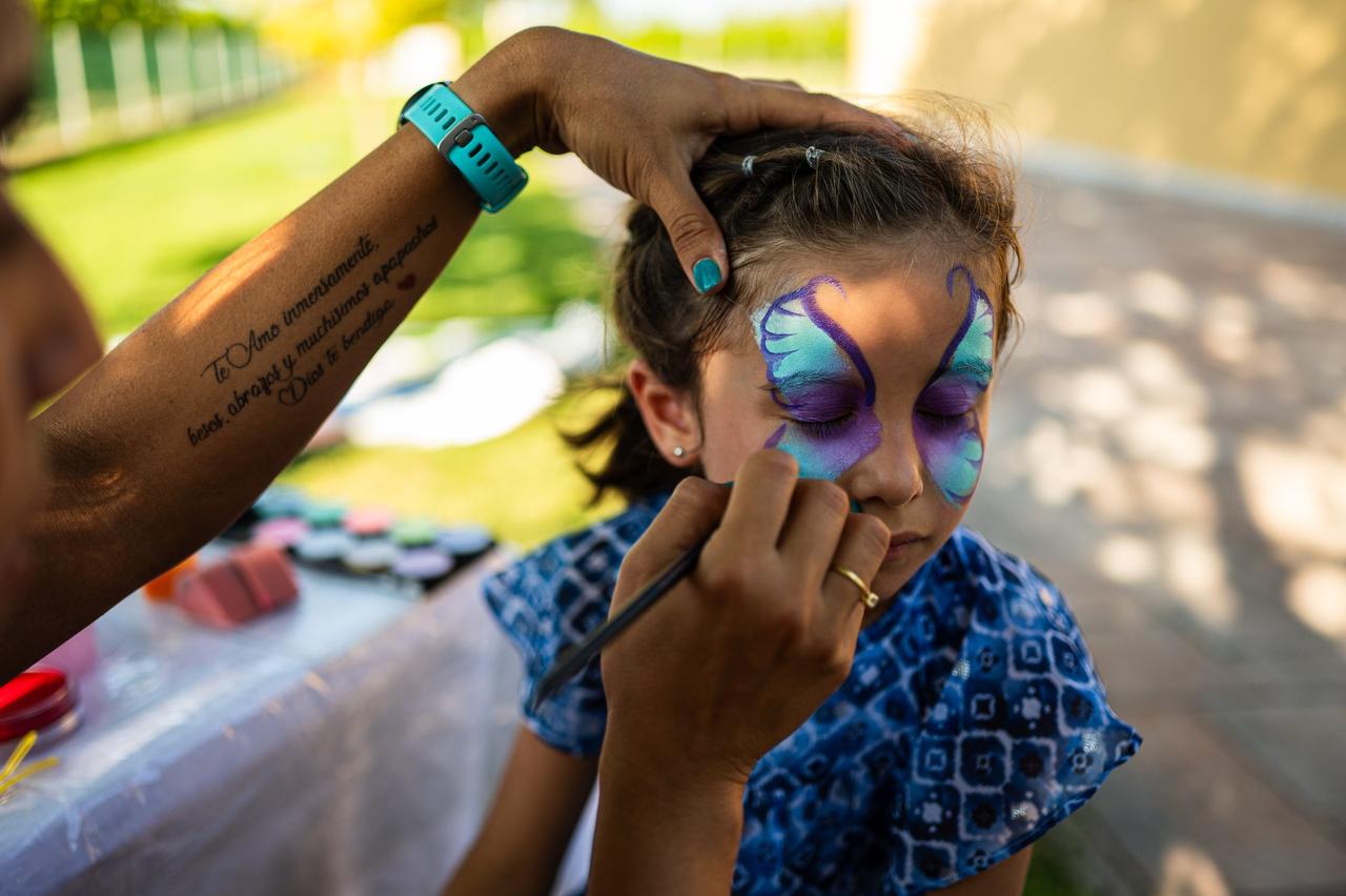 intrattenimento matrimonio per bambini con face painting