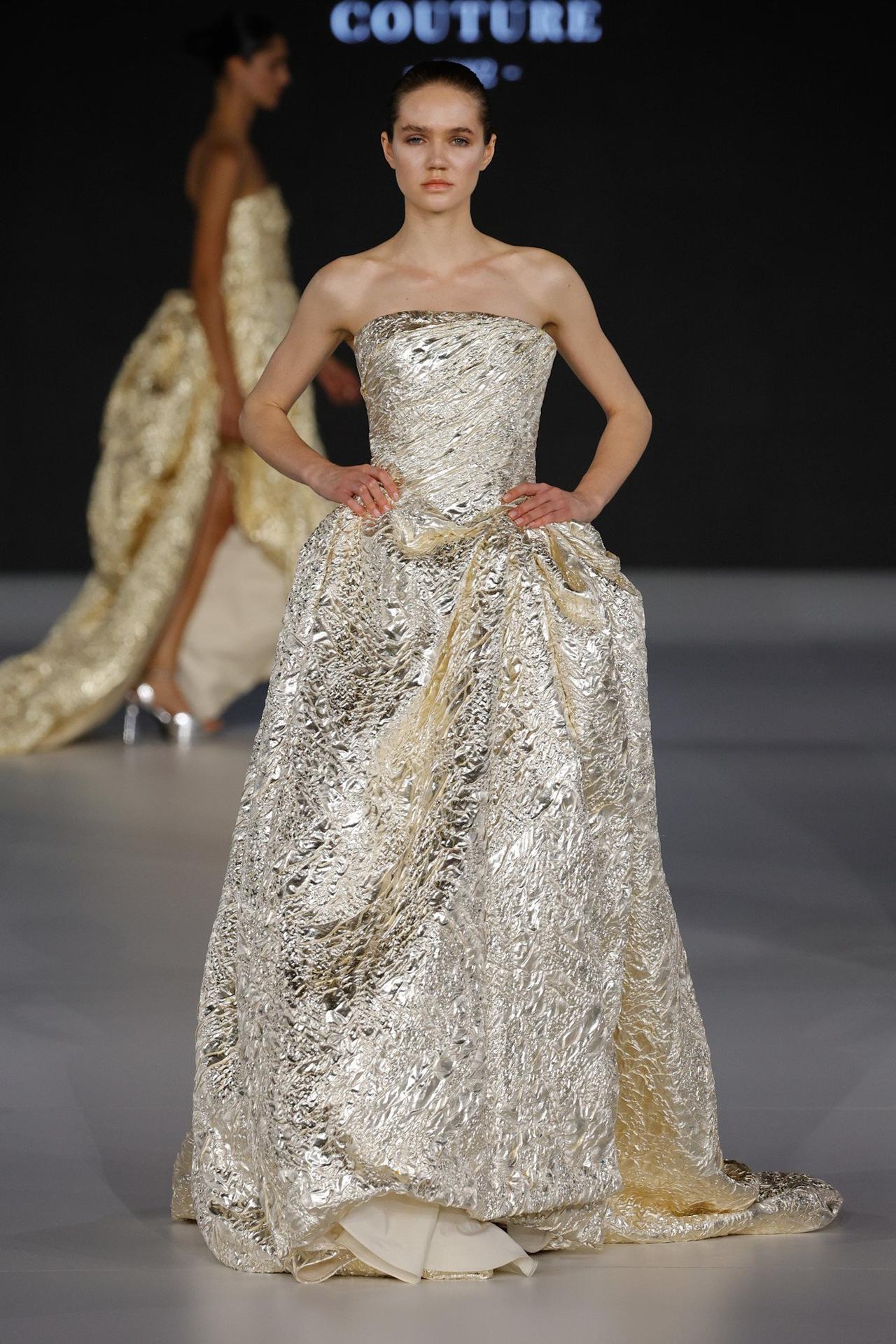 Abito da sposa alternativo dorato