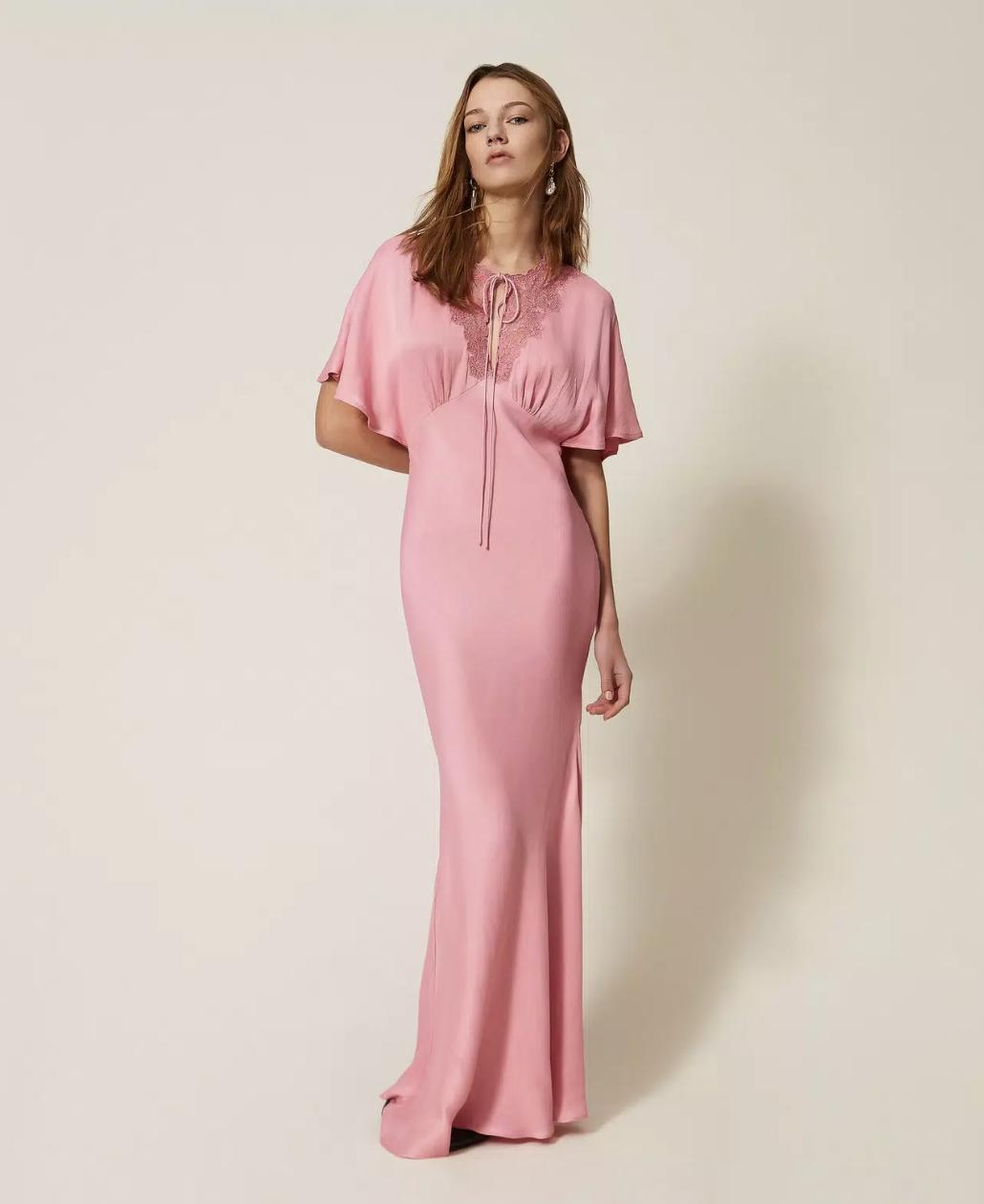 abito sorella sposa lungo rosa in raso