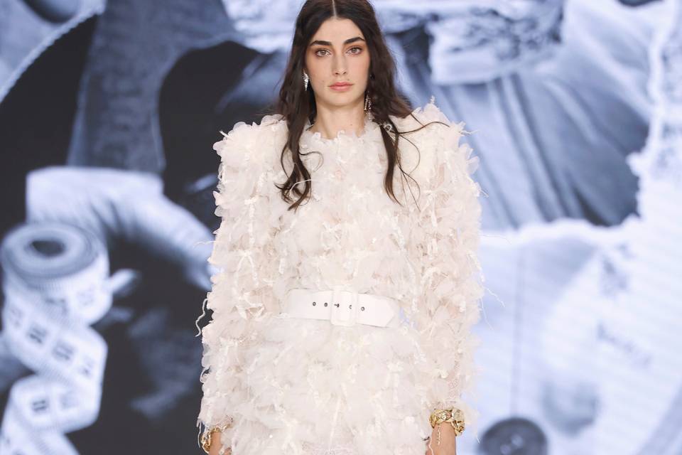Abiti da sposa invernali: un sogno di eleganza e stile senza tempo