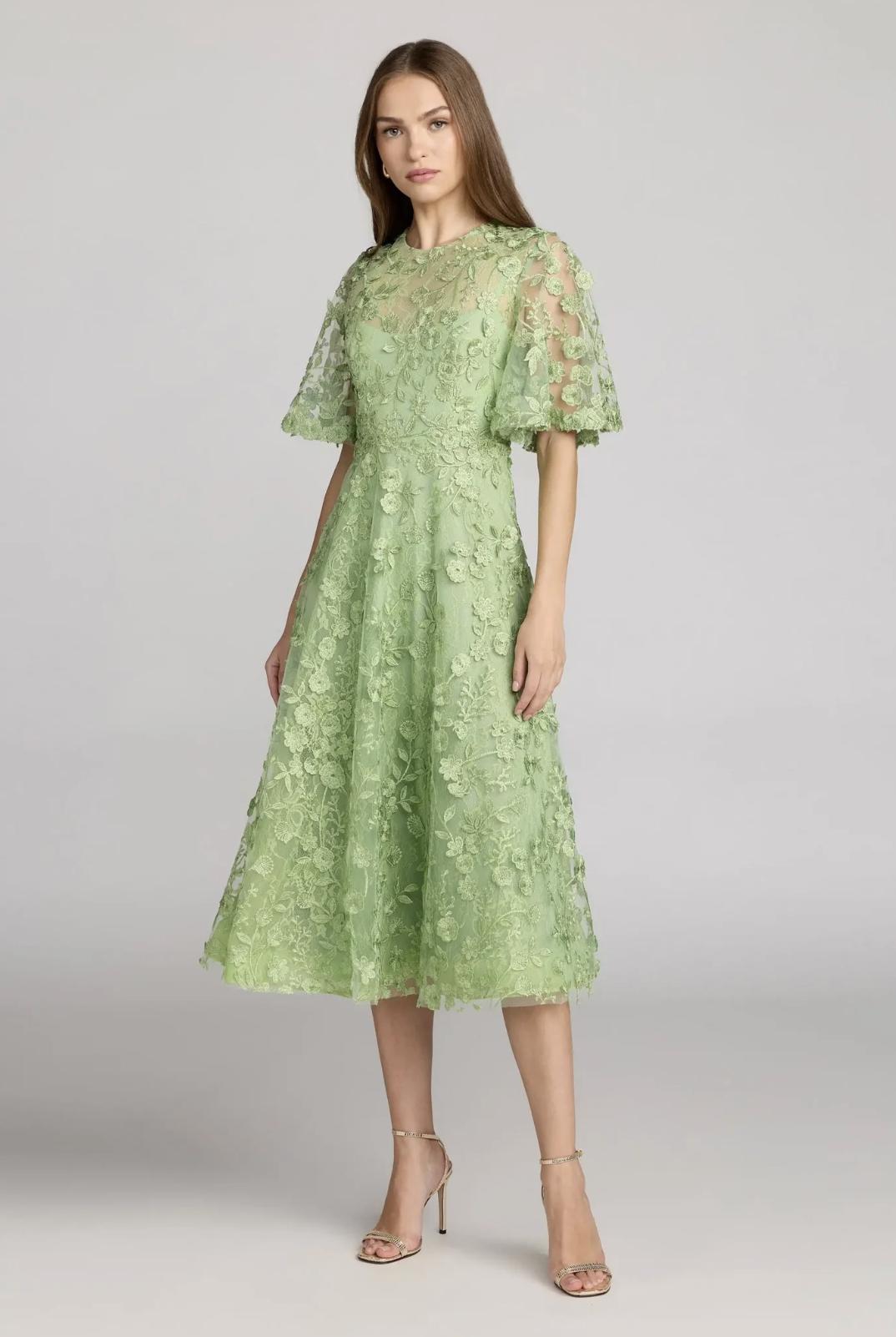 abito da cerimonia donna curvy midi verde con maniche a campana e gonna a ruota