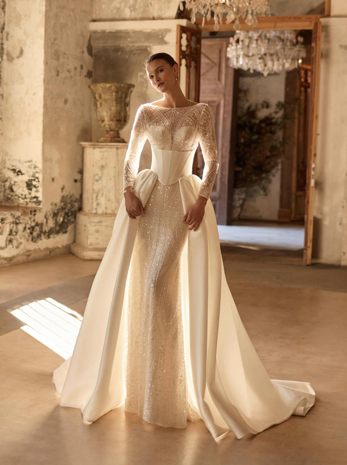abito da sposa 2 in 1 ia sirena in pizzo e perline, scollo rotondo, maniche lunghe e sopragonna rimovibile liscia