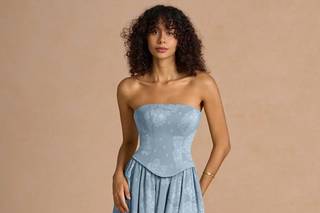 abito elegante da cerimonia lungo, celeste con corpetto a corsetto e spacco laterale