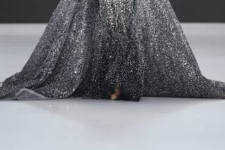 abito da sposa 2 in 1 tempestato di strass, a sirena con sopragonna  rimovibile, nero sumato, scollatura profonda