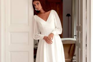 abito da sposa premaman scivolato con maniche lunghe e scollo a V