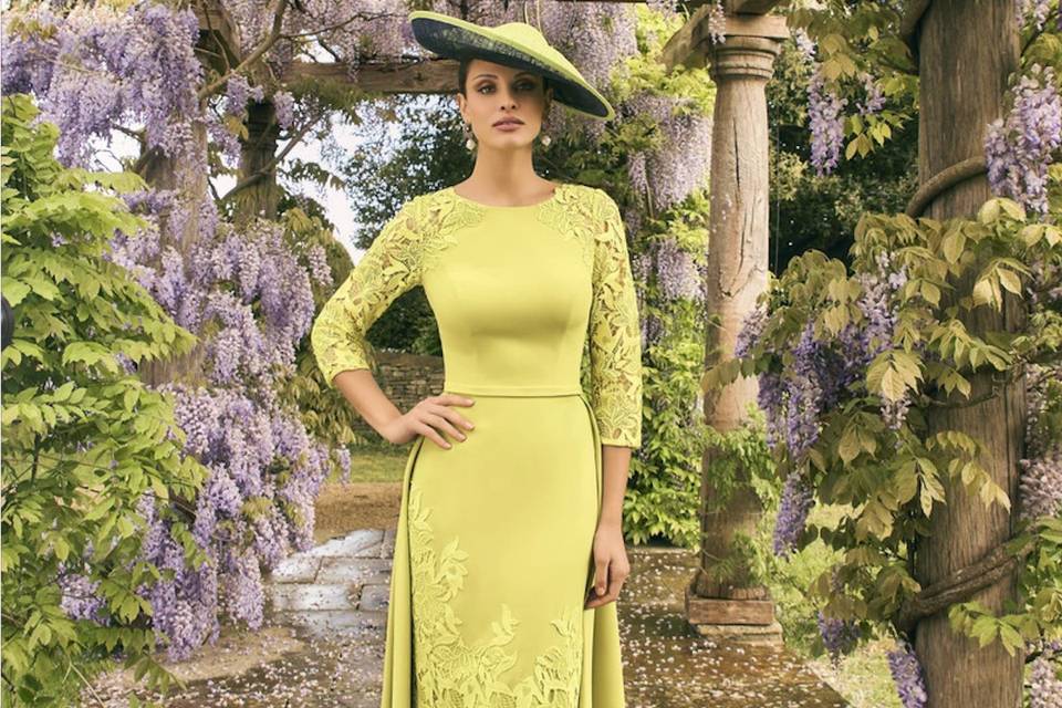 Abiti mamma sposa: parole d'ordine eleganza, sobrietà e personalità