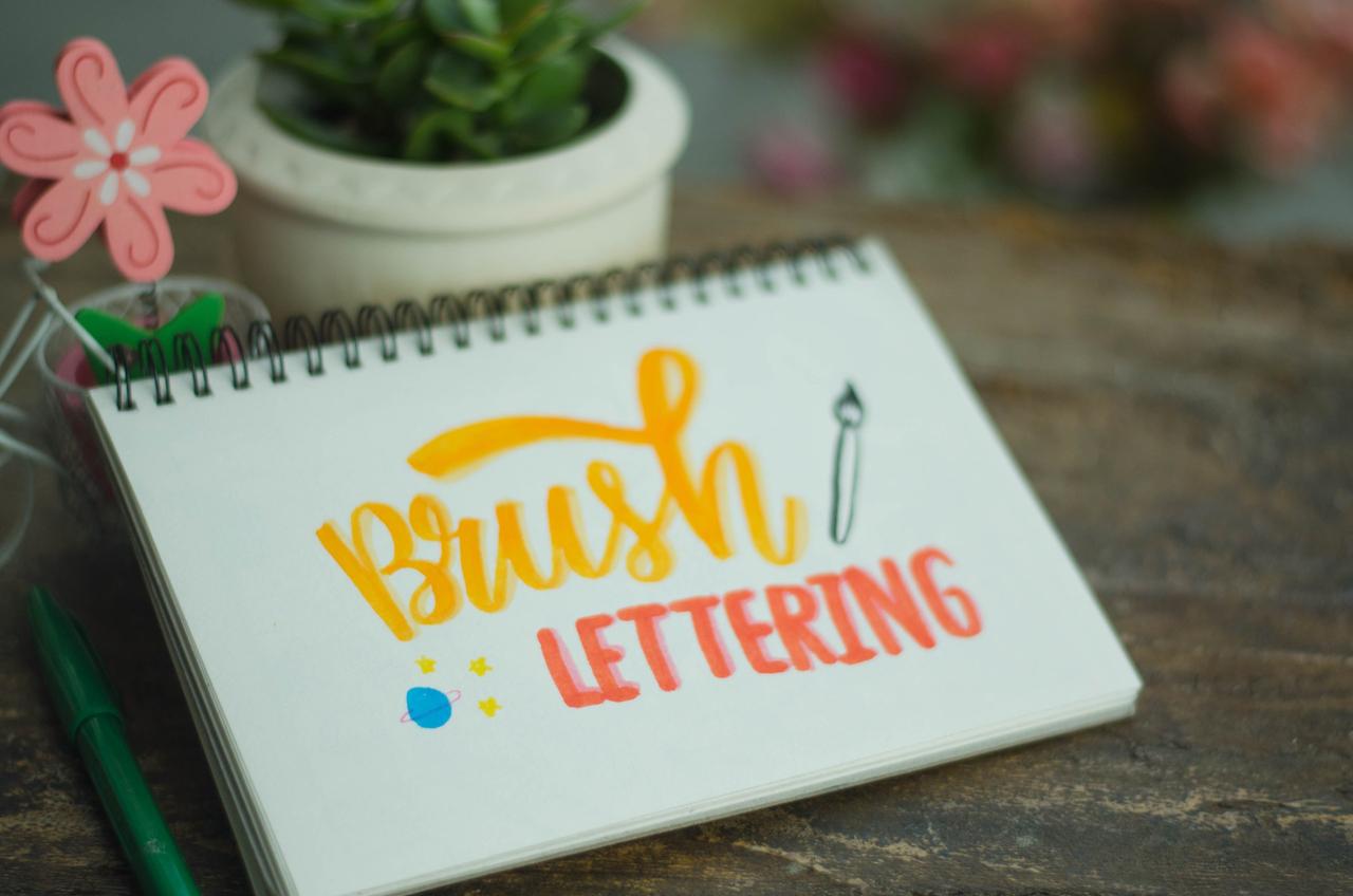 Partecipazioni matrimonio personalizzate: il mondo del lettering vi aspetta