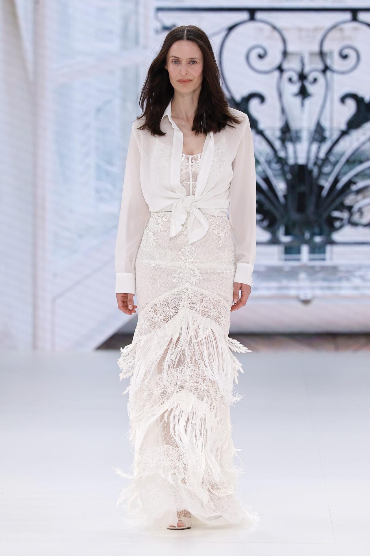 abito sposa matrimonio civile a sirena Abito da sirena stile boho in pizzo con frange, bustier e camicia 