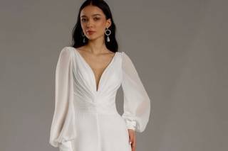 jumpsuit con maniche lunghe- abiti da sposa con pantaloni